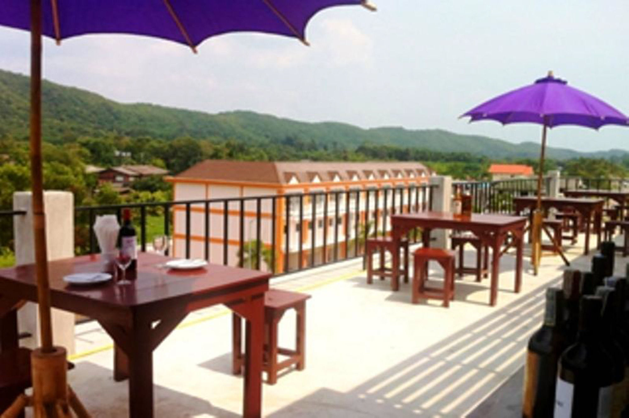 Fabb Chao Lao Beach Hotel Exterior photo